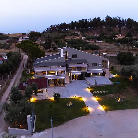 Llanaj 2 By Luxlikehome