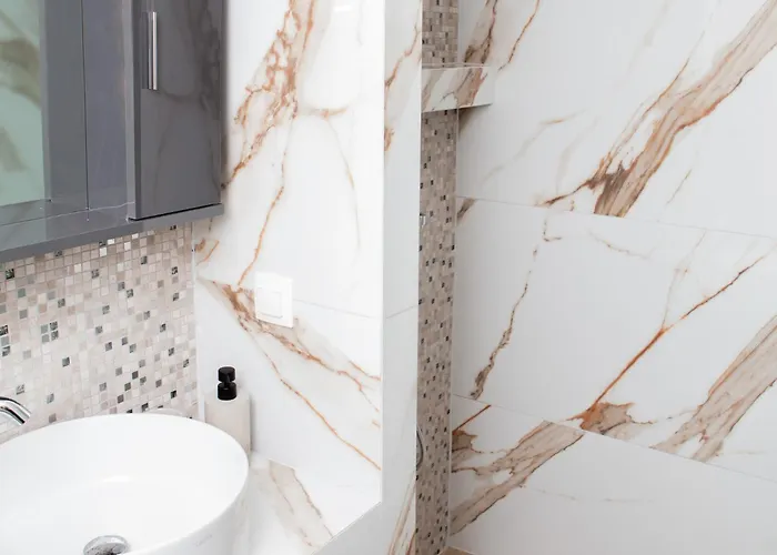 بيت للعطل Llanaj 2 By Luxlikehome نيا بوتيدايا