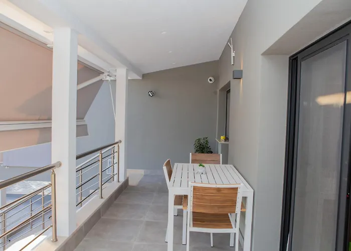 Llanaj 2 By Luxlikehome نيا بوتيدايا